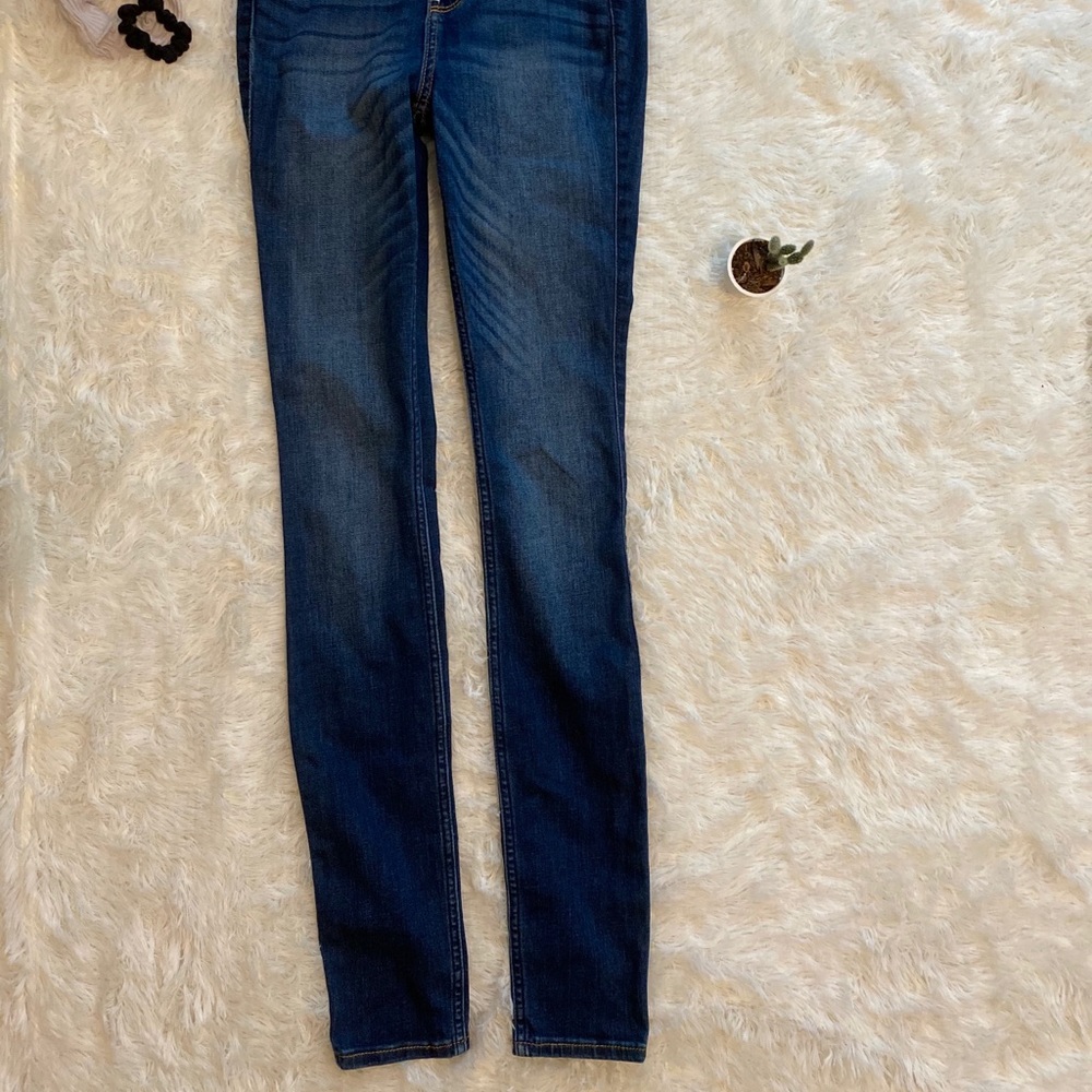 Dark blue Hollister skinny jeans - Picture 3 of 5